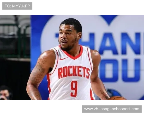 库鲁茨加盟火箭队后的表现评估与角色定位